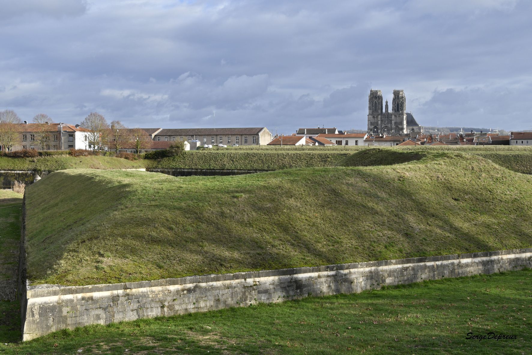 Toul Les Remparts Sa Cathédrale